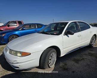 2000 Oldsmobile Alero, WHITE