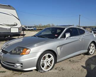 2004 Hyundai Tiburon, SILVER