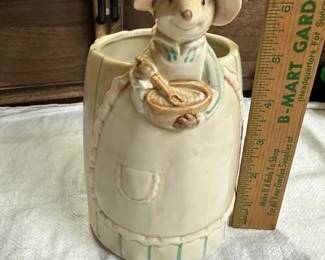 Mouse Kitchen Utensil Holder