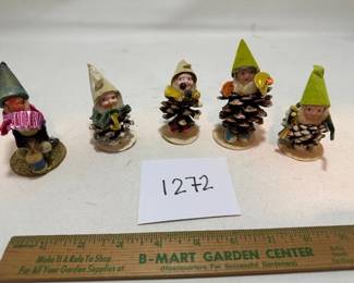 Christmas Putz Pinecone Elves
