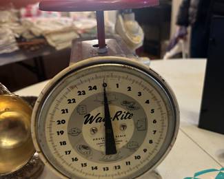 Antique scale