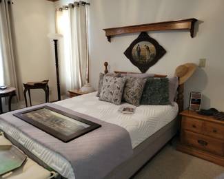 Full size bed