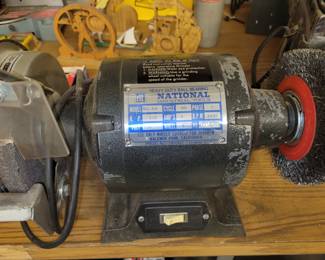 Bench grinder