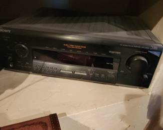 Sony STR-D560Z audio/video control center
