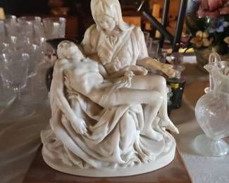 Pieta By Michelangelo Statue Replica