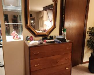 Beveled Octagonal Mirror