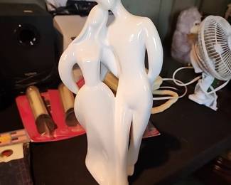 Royal Doulton Figurine Lovers