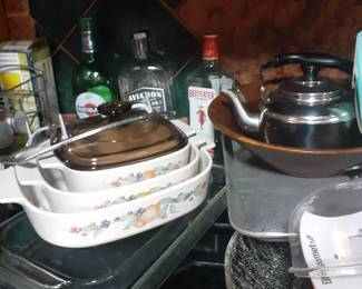 Pyrex and kitchen items