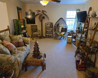 "The palm tree room"