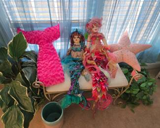 Custom made artsy dolls