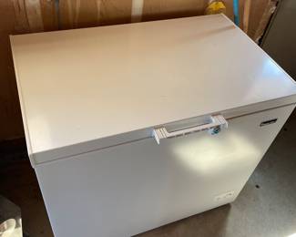 Auction Item https://www.estatesales.net/CA/Yuba-City/95993/marketplace/71854