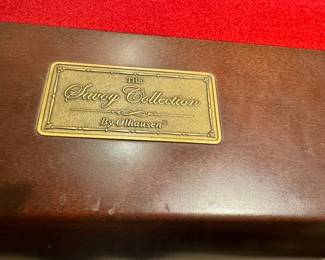 Olhausen "The Savoy Collection" Pooltable with Accessories