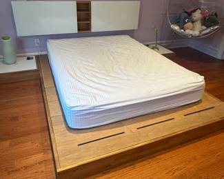 LAX Platform Bed with Attached Nightstands, headboard and mirror