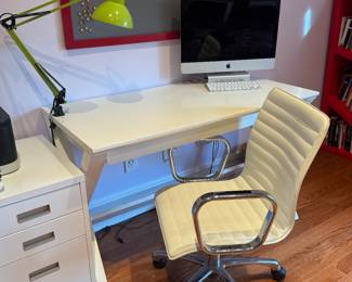  Writing Desk