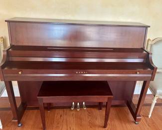 Kawai  Upright Satin Mahogony Console Piano. Model 506N