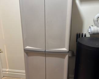 Rubbermaid (?) Storage Shelf with Drawers