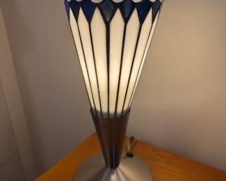 Art Deco touch desk lamp