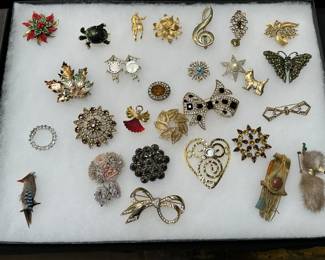 Vintage Brooches and Pins