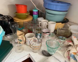 Various kitchenware $1-5 each