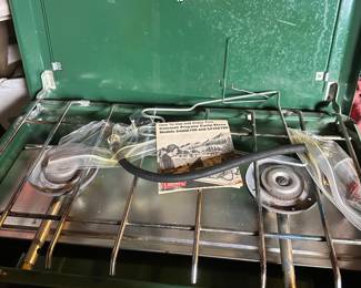 Vintage Coleman camp stove in great condition