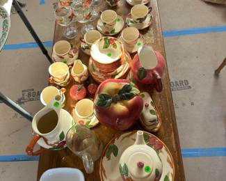 Franciscan apple dishes