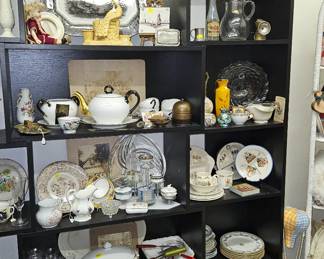 Dishes & collectibles