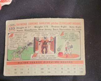 TOPPS 133 BASEBALL CARD