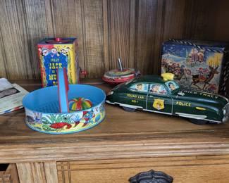 VINTAGE TOYS