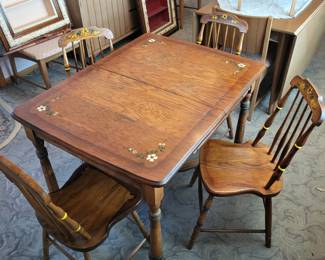 VINTAGE DINING TABLE . 4 CAHIRS AND SELF STORING LEAF