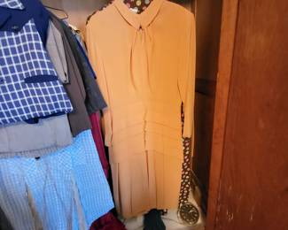 VINTAGE CLOTHES