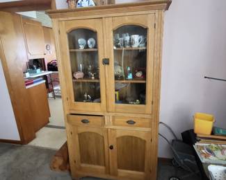 VINTAGE PIE SAFE / KITCHEN CABINET