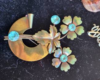 VINTAGE COSTUME JEWELRY