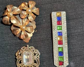 VINTAGE DRESS CLIPS