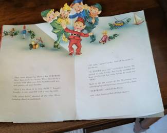 VINTAGE POP UP BOOK
