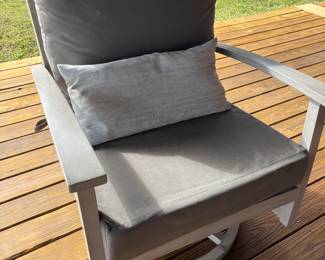 SC patio chair with cushions