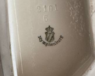 Nymphenburg Blanc De Chine Porcelain Lion Figurine With Bavarian Crest. Photo 2 of 2.