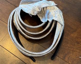 Headband. Photo 1 of 2.
