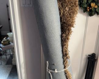 Shag Carpet. Measures 5' x 7'. Photo 1 of 2.