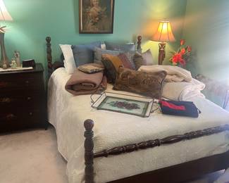 Antique Full bed