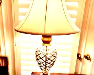 Fabulous Ethan Allen lamp