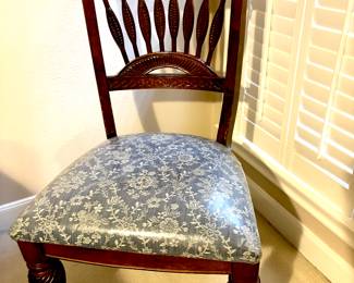 Set of 6 breakfast/dining chairs