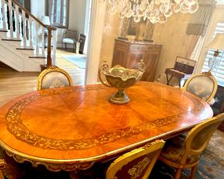 Oval table 