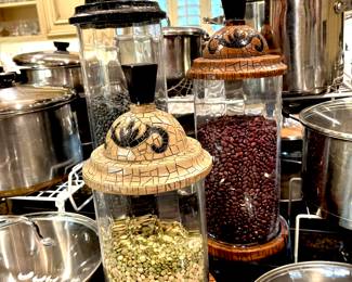 Large kitchen accent pieces