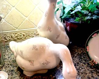 Charming kitchen decor