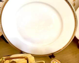 Set of 6 Limoges gold rim plates
