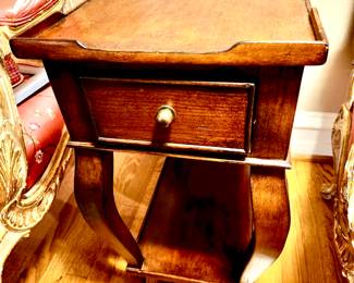Narrow Ethan Allen vintage accent table