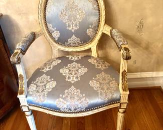 Set of 4 Louis XV1 vintage dining/arm chairs