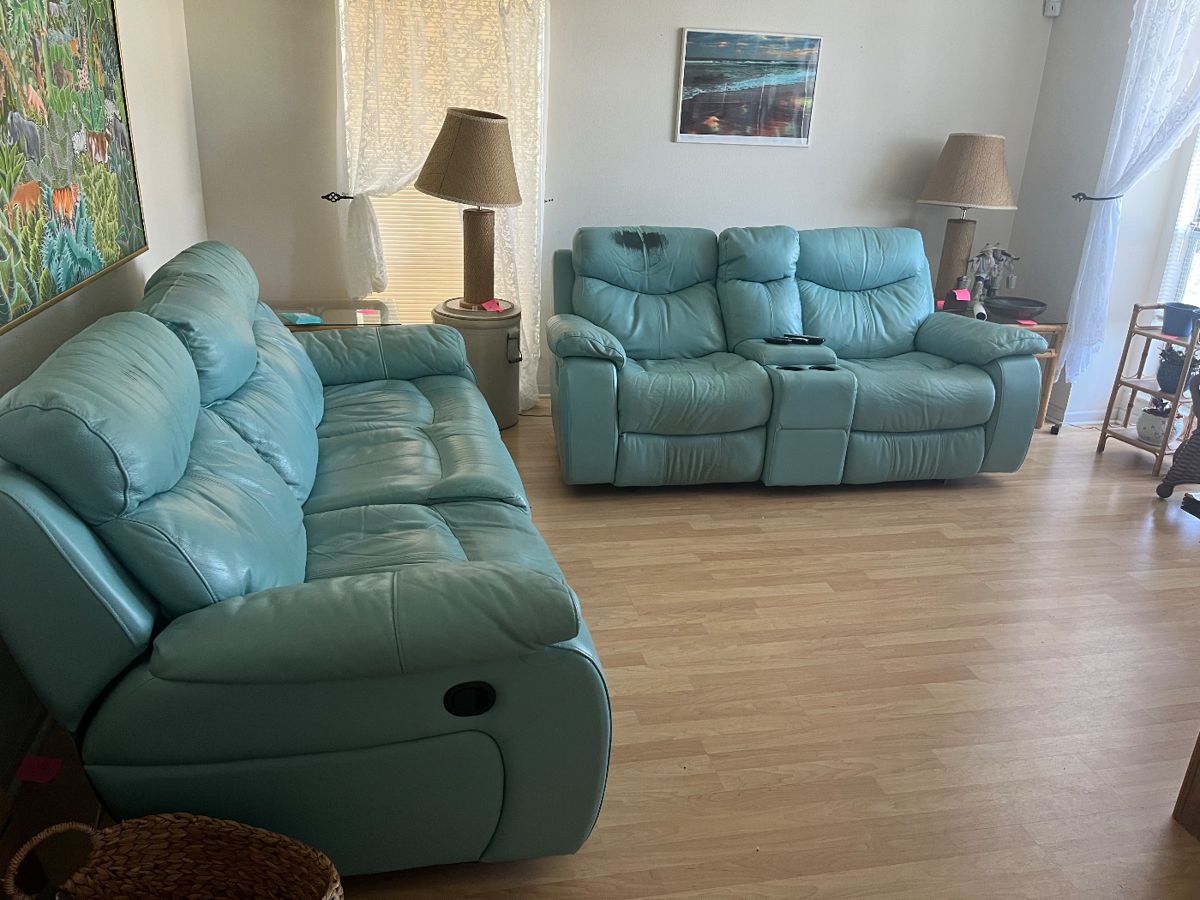 Teal reclining sofa & Love seat 
