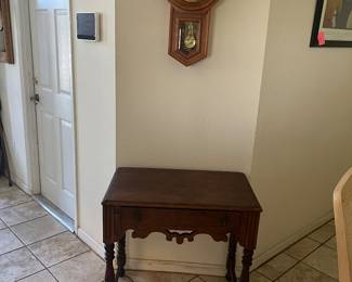Cute small sturdy wood entrance table w/drawer 