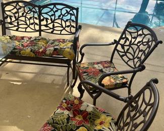 Out door patio  set 
Slide  w- 4 chairs 